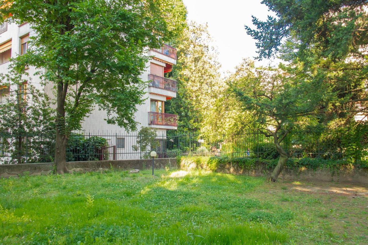 Stylish Room In Milano Exterior foto